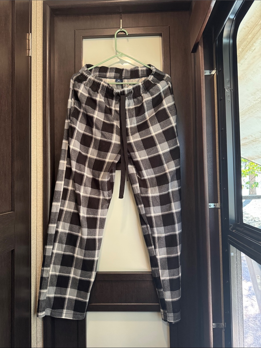 George Men’s Black Gray Plaid Lounge Pants M 32-34